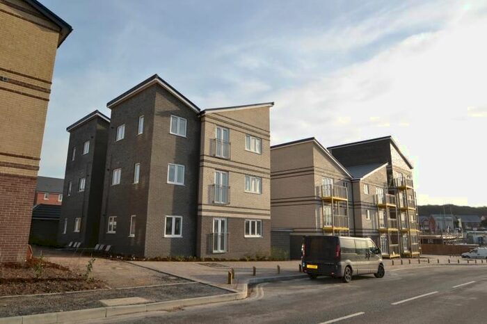 2 Bedroom Flat To Rent In Saddle Way, Andover, SP11