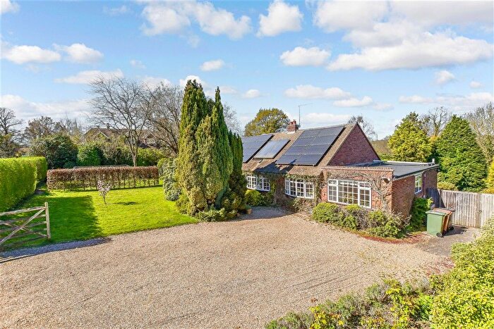 4 Bedroom Detached Bungalow For Sale In Maidstone Road, Horsmonden, Kent, TN12