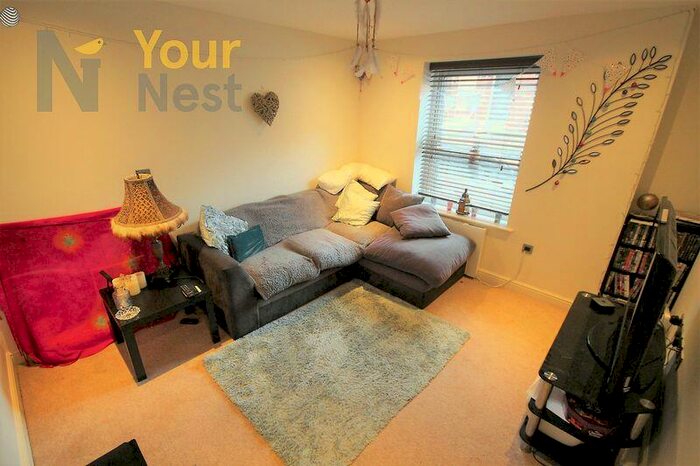 2 Bedroom Apartment To Rent In Granby Street, Headingley, Leeds, LS6