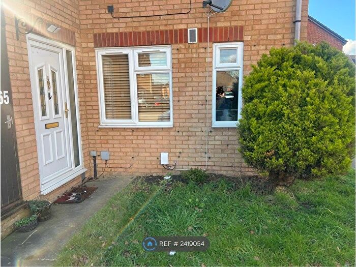 1 Bedroom Flat To Rent In Bader Gardens, Slough, SL1