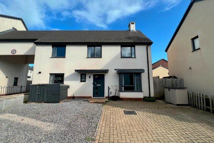 3 Bedroom Detached House To Rent In Waddeton Road, Paignton, TQ4