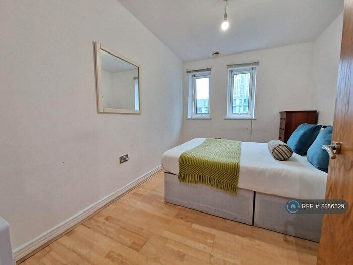 2 Bedroom Flat To Rent In Central House, London, E15