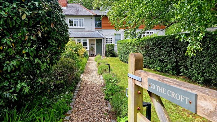 4 Bedroom Semi Detached House For Sale In Glaziers Lane, Normandy, Guildford, Surrey, GU3