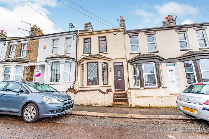 3 Bedroom Terraced House To Rent In Hartington Street, Chatham, Kent, ME4