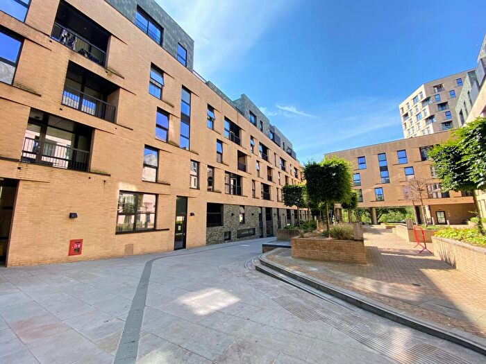 1 Bedroom Flat To Rent In Burgess Springs, Chelmsford, CM1