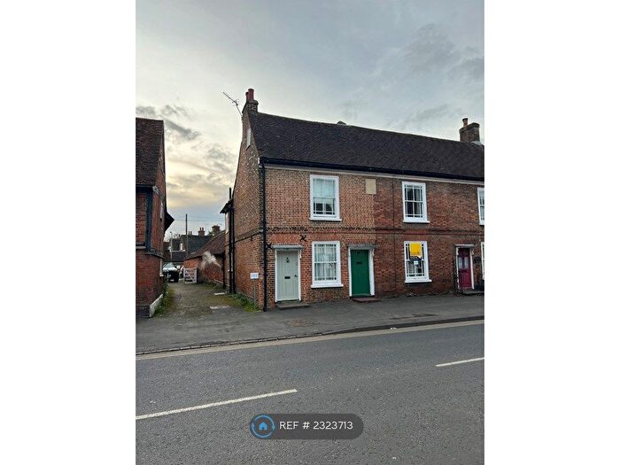 2 Bedroom End Of Terrace House To Rent In Aylesbury End, Beaconsfield, HP9