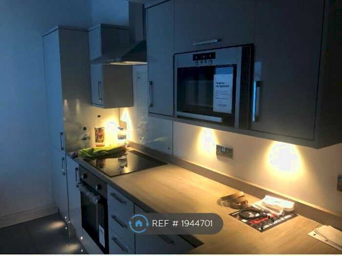 3 Bedroom Terraced House To Rent In Brook Street, Pontypridd, CF37