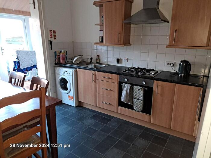 1 Bedroom Maisonette To Rent In Castle Road, Southsea, Hants, PO5