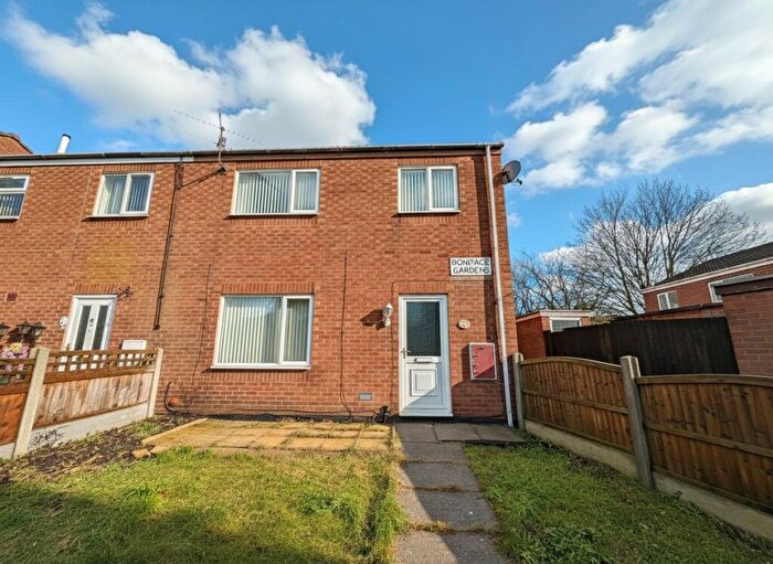 3 Bedroom House To Rent In Boniface Gardens, Nottingham, NG5