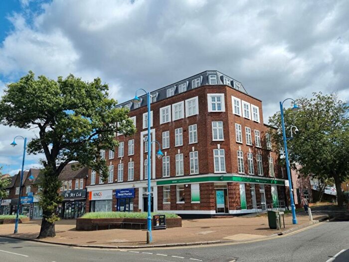 1 Bedroom Flat To Rent In Leighton House, Darkes Lane, EN6