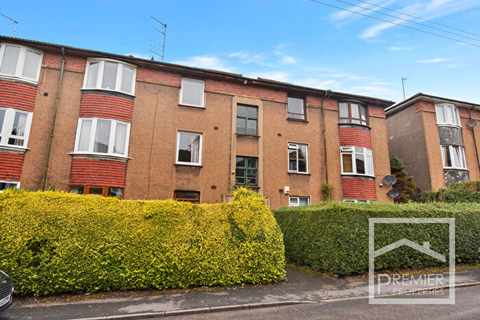2 Bedroom Flat To Rent In Ripon Drive, Glasgow, G12