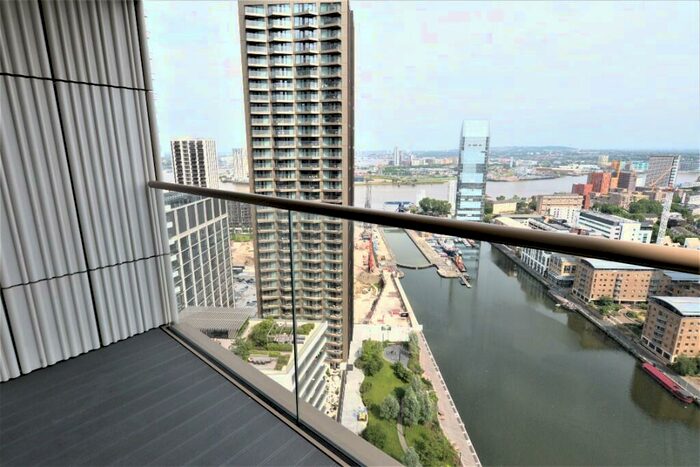 Studio To Rent In Park Drive, London, E14