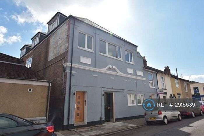 2 Bedroom Flat To Rent In Duncan Road, Portsmouth, PO5