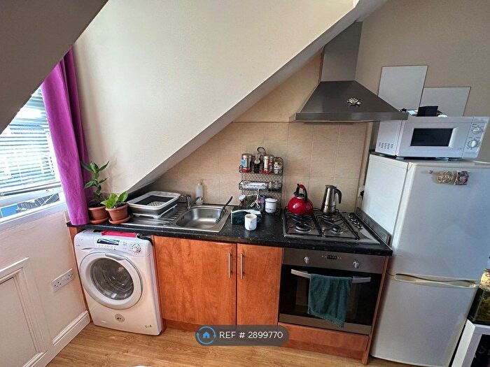 Studio To Rent In Sunnyhill Road, London, SW16