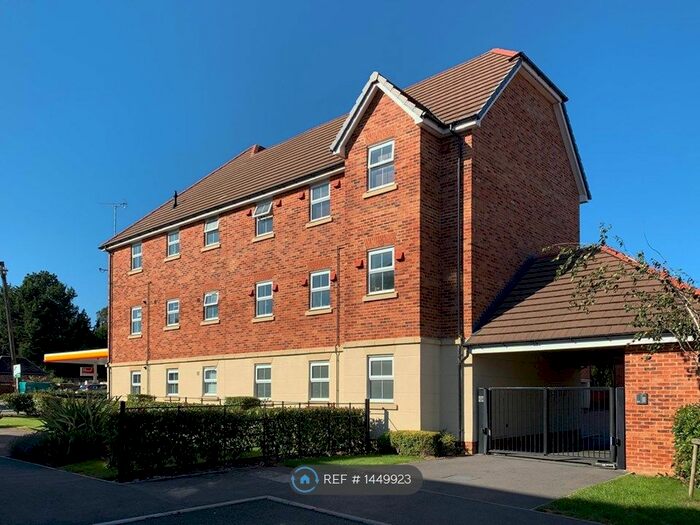 2 Bedroom Flat To Rent In Old Wardour Way, Newbury, RG14