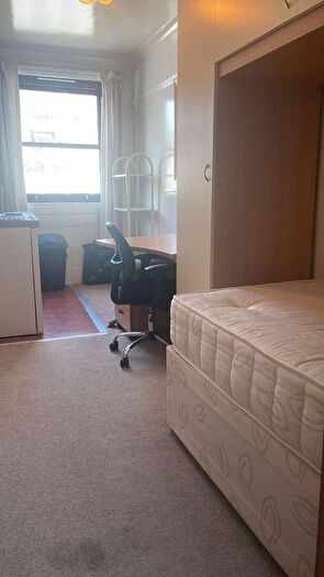 1 Bedroom Flat To Rent In Studio, Collingham Road, SW5