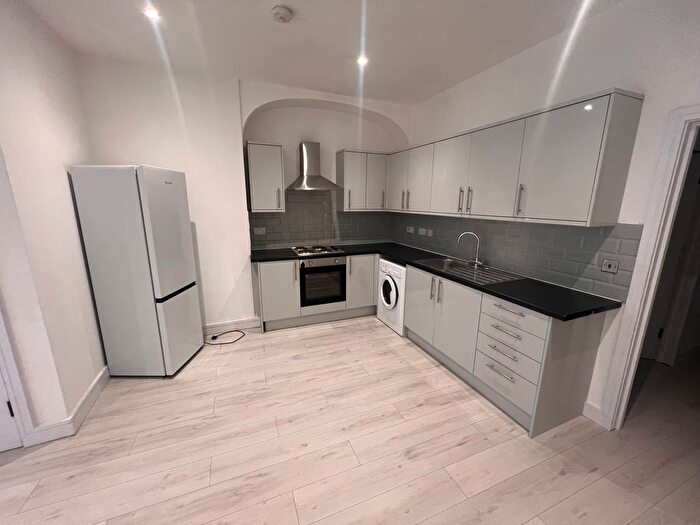 1 Bedroom Flat To Rent In Seagry Road, London, E11