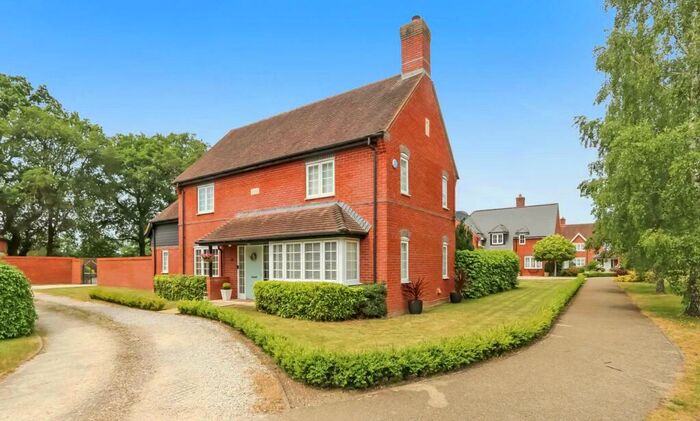 4 Bedroom Detached House For Sale In Mortons Lane, Upper Bucklebury, Berkshire, RG7
