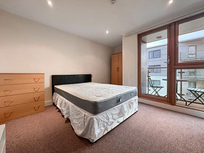 1 Bedroom Flat To Rent In Cartier House, Leeds Dock, LS10