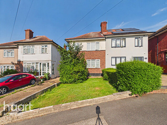 3 Bedroom Semi-Detached House For Sale In Clockhouse Lane, Romford, RM5