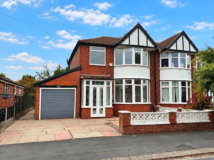 3 Bedroom Semi Detached House For Sale In Chestnut Drive, Sale, M33