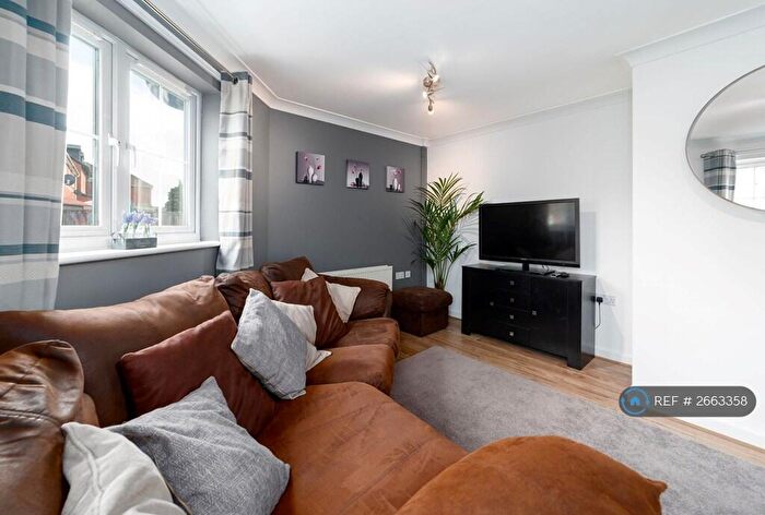 2 Bedroom Flat To Rent In Bursledon Road, Southampton, SO19