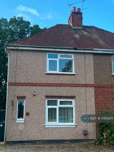 3 Bedroom Semi-Detached House To Rent In Charter Avenue, Coventry, CV4