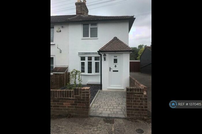2 Bedroom End Of Terrace House To Rent In Loose Road, Maidstone, ME15