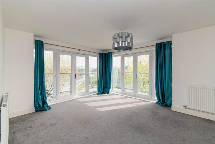 2 Bedroom Flat To Rent In Winters Pass, Gateshead, Tyne And Wear, NE8