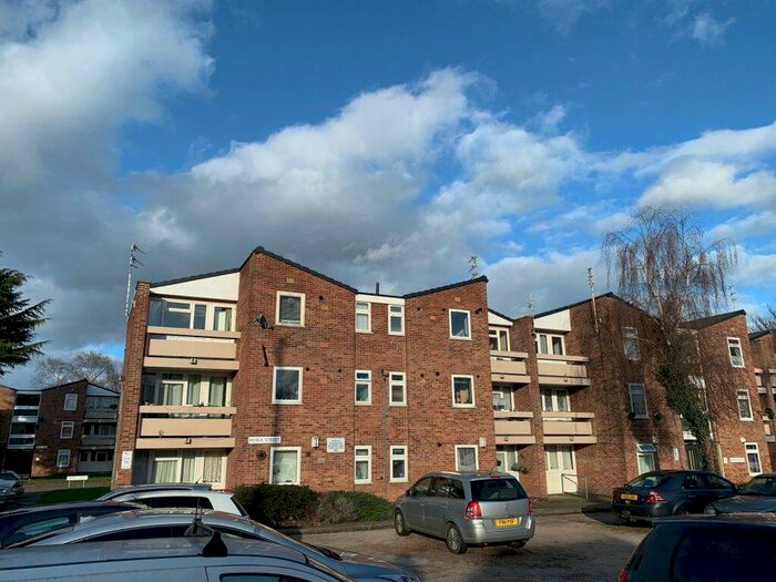 1 Bedroom Flat To Rent In Moira Street Loughborough, LE11
