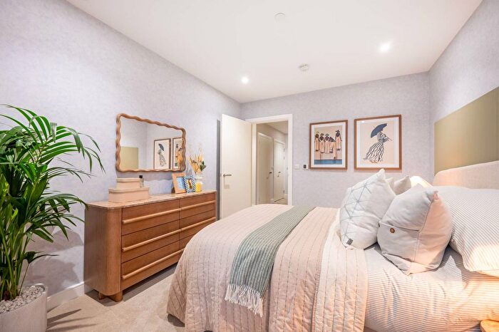 1 Bedroom Flat For Sale In Grand Union, Alperton, HA0