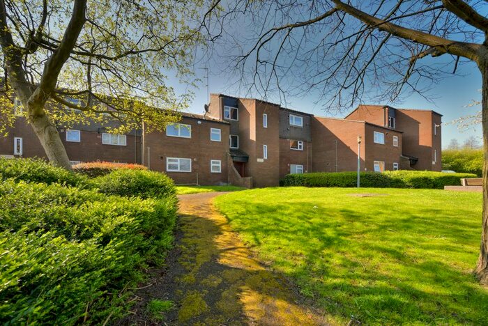 1 Bedroom Flat To Rent In Prince Charles Crescent, Malinslee, TF3