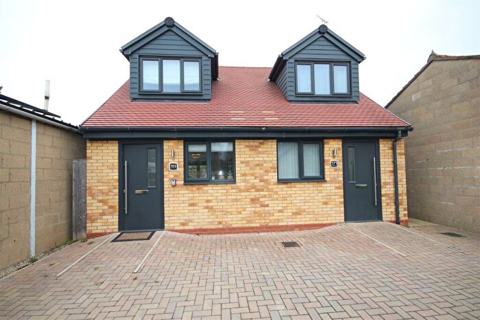 1 Bedroom House To Rent In Mowbray Road, Cambridge, CB1