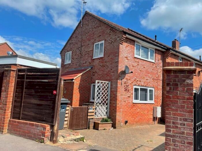 2 Bedroom Terraced House To Rent In Newbarn Road, Bedhampton, Havant, PO9