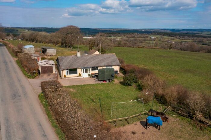 4 Bedroom Bungalow For Sale In East Anstey, Tiverton, Devon, EX16