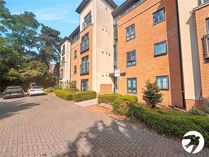 2 Bedroom Flat To Rent In Pampisford Road, South Croydon, CR2