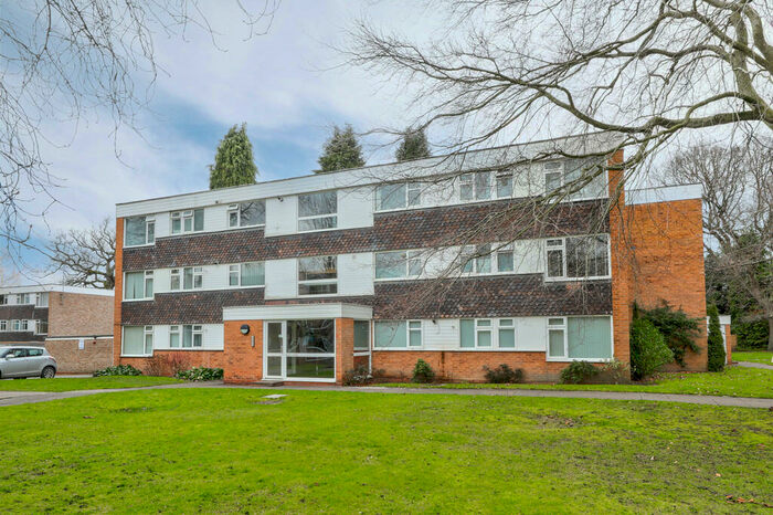 2 Bedroom Apartment To Rent In Warwick Road, Solihull, B91
