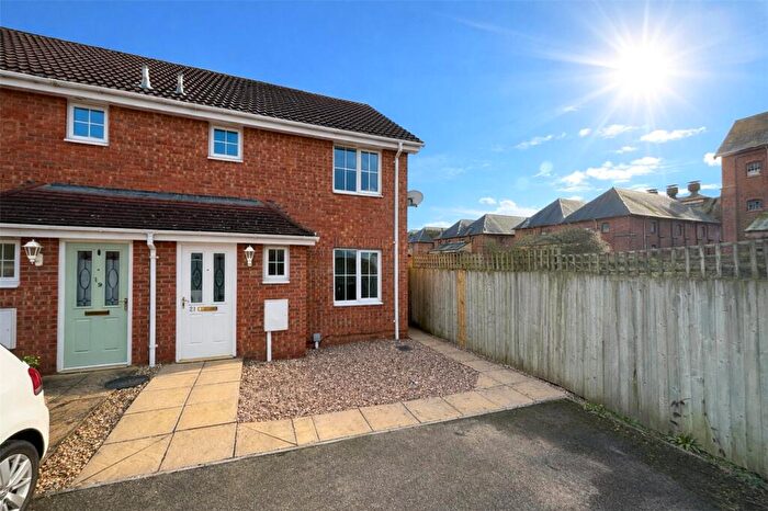 3 Bedroom End Of Terrace House For Sale In Rye Close, Sleaford, Lincolnshire, NG34