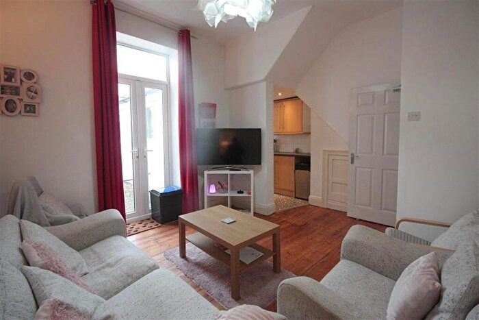 4 Bedroom Property To Rent In Clayton Park Square, Newcastle Upon Tyne, NE2