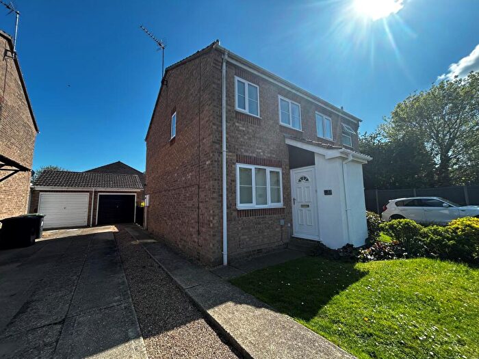 2 Bedroom Semi-Detached House To Rent In Boundary Pastures, Sleaford, NG34
