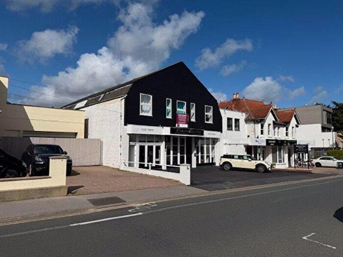 7 Bedroom Flat For Sale In Panorama Road Sandbanks, BH13