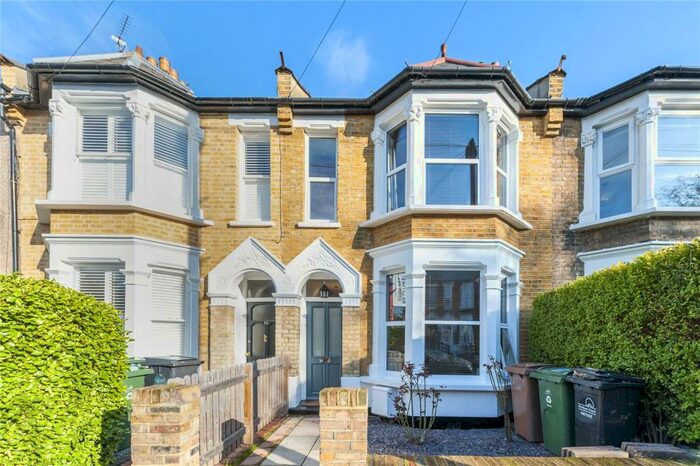3 Bedroom House To Rent In Greville Road, Walthamstow, London, E17