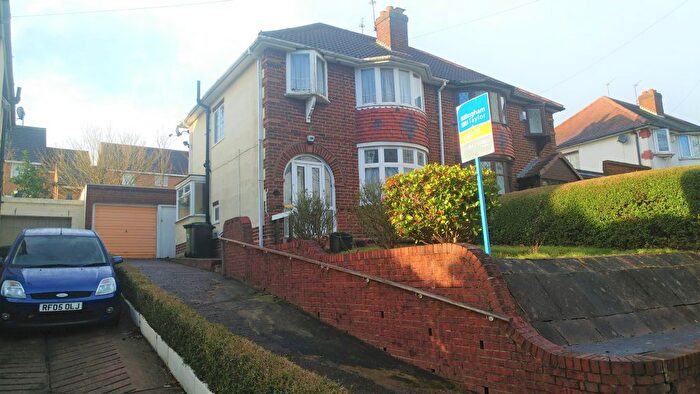 3 Bedroom Semi Detached House To Rent In The Broadway, Dudley, DY1
