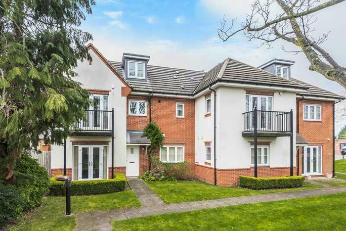 2 Bedroom Apartment To Rent In Richmond Court, London Road, OX3