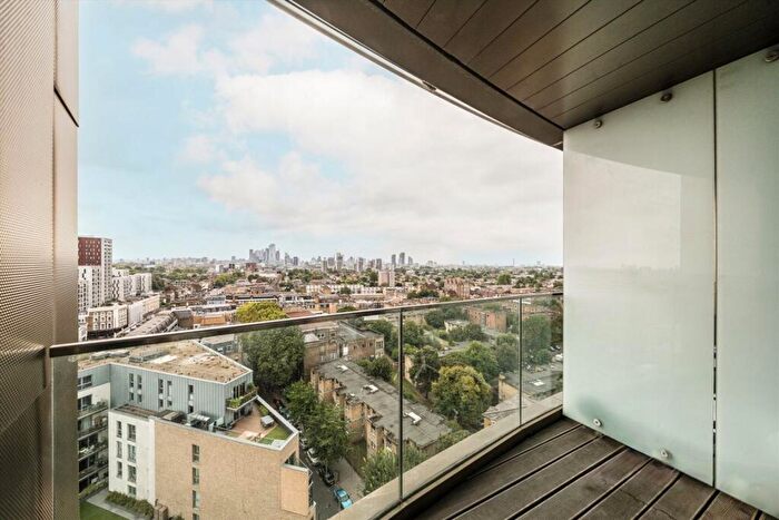 1 Bedroom Flat For Sale In Kingsland High Street, Dalston, E8