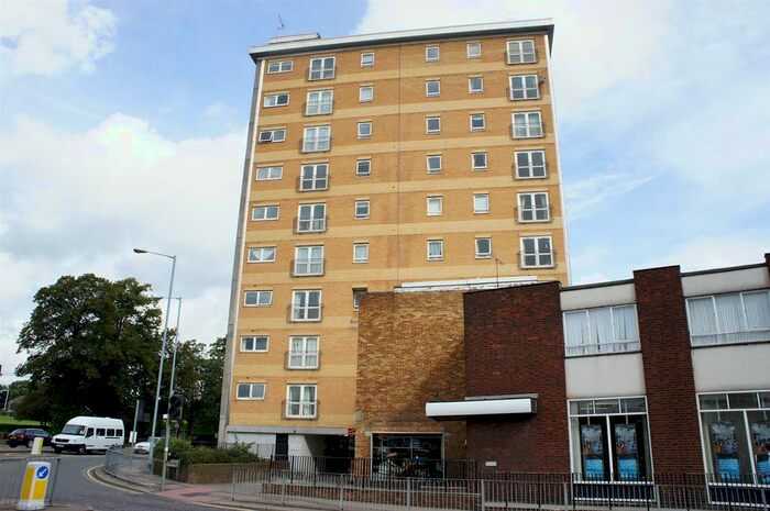 1 Bedroom Flat To Rent In Ravenscroft, High Road, Broxbourne, EN10