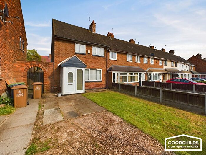 2 Bedroom Semi-Detached House To Rent In Netley Way, Walsall, WS3