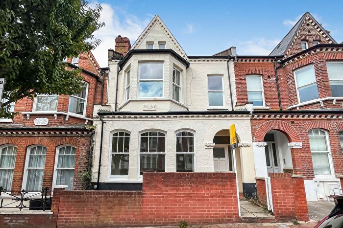 4 Bedroom Terraced House For Sale In Ritherdon Road, London, SW17