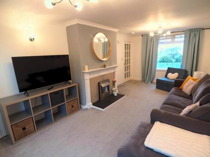 3 Bedroom End Of Terrace House To Rent In Lady Jane Gardens, North Berwick, EH39