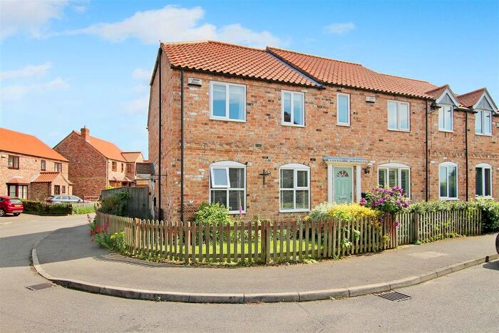 3 Bedroom Property To Rent In Kings Hill, Caythorpe, Grantham, NG32